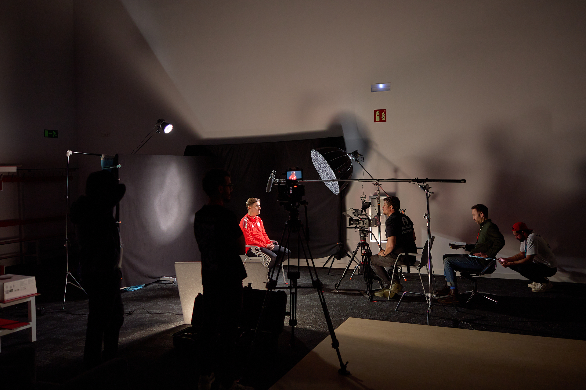 rodaje en plató con entrevista