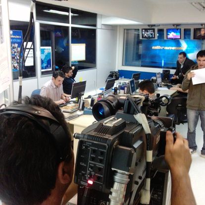 cobertura en redacción con cámaras